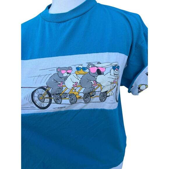 The Zoo Crew 87' Women's M Crop Tee Shirt Bear Riding Bicycle Graphic Blue - Picture 3 of 11